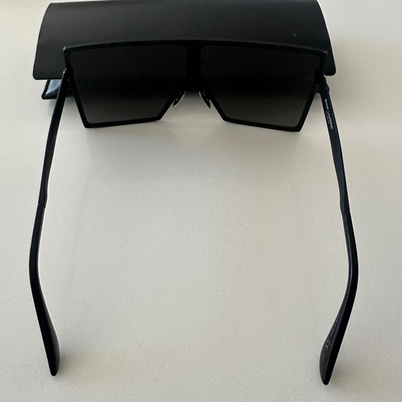 Saint Laurent YSL SL 182 Betty Tinted Wide Sunglasses - Picture 5 of 6